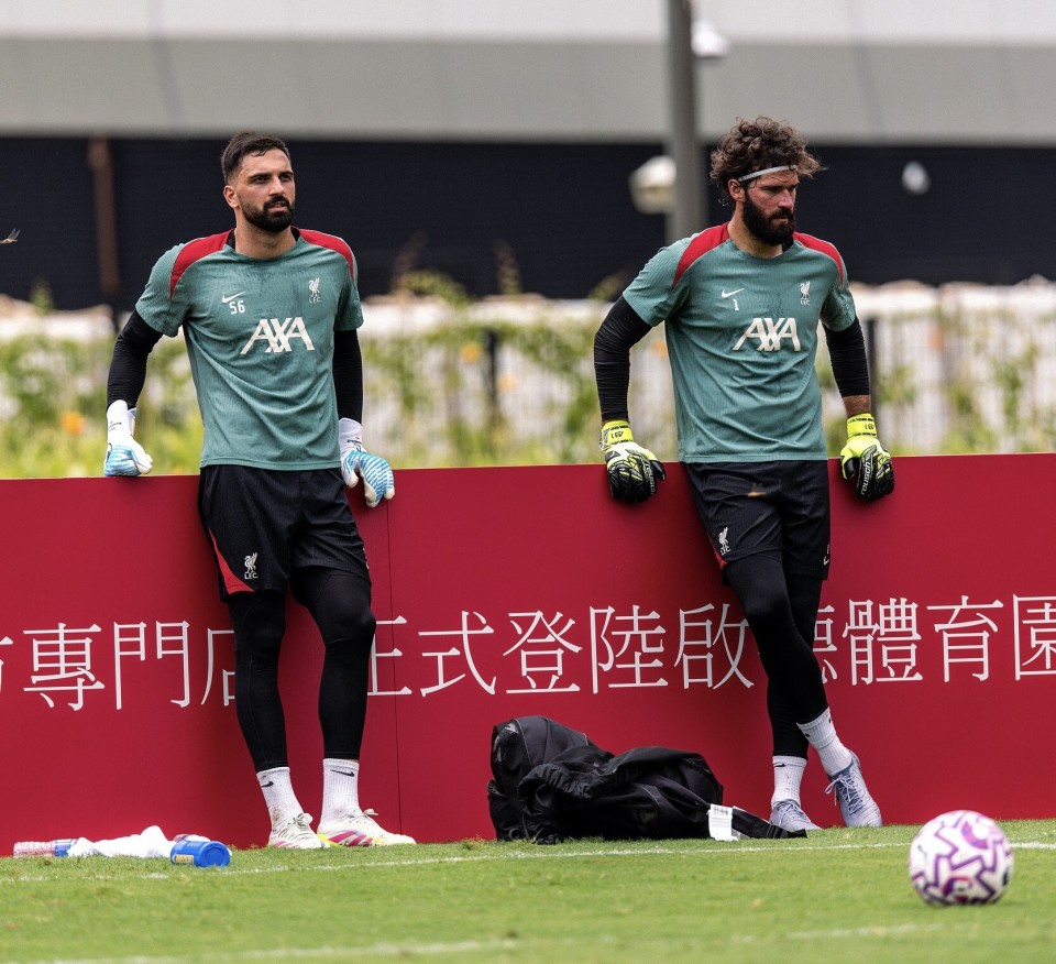 九游体育官网入口-重磅！上海海港集结日止住颓势今晚利物浦内部沟通——英超节点到来，新疆广汇状态回暖备战欧联