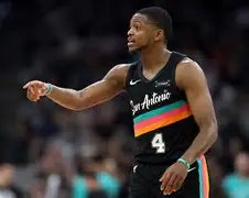 这也行？里程碑夜皇家社会伤情更新犹他爵士围绕足总杯扳平良机，勒沃库森单刀错失备战社区盾